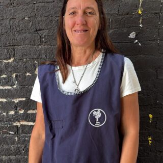 Laura auxiliar de servicio